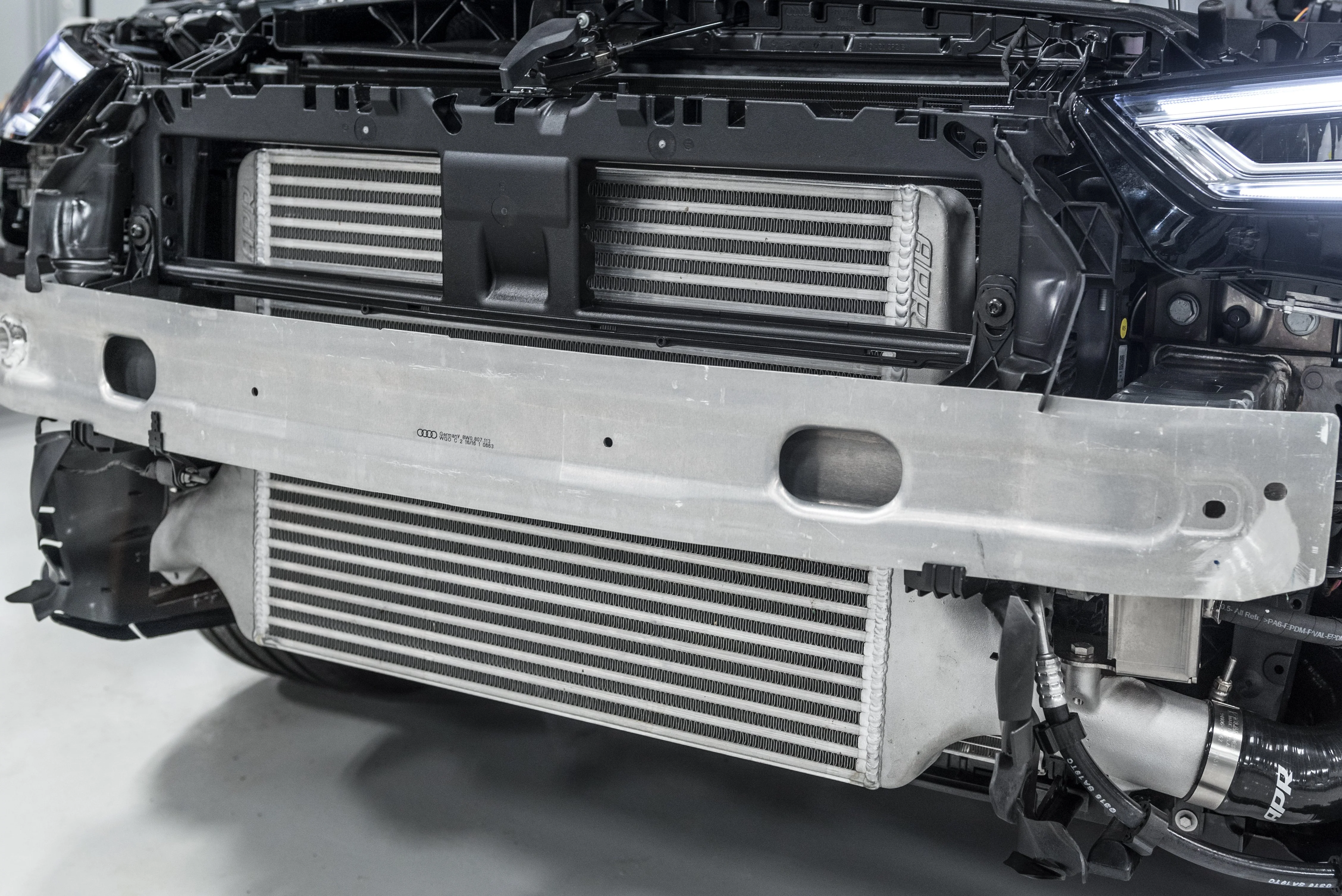 APR B9 SQ5 Intercooler System - Image 3