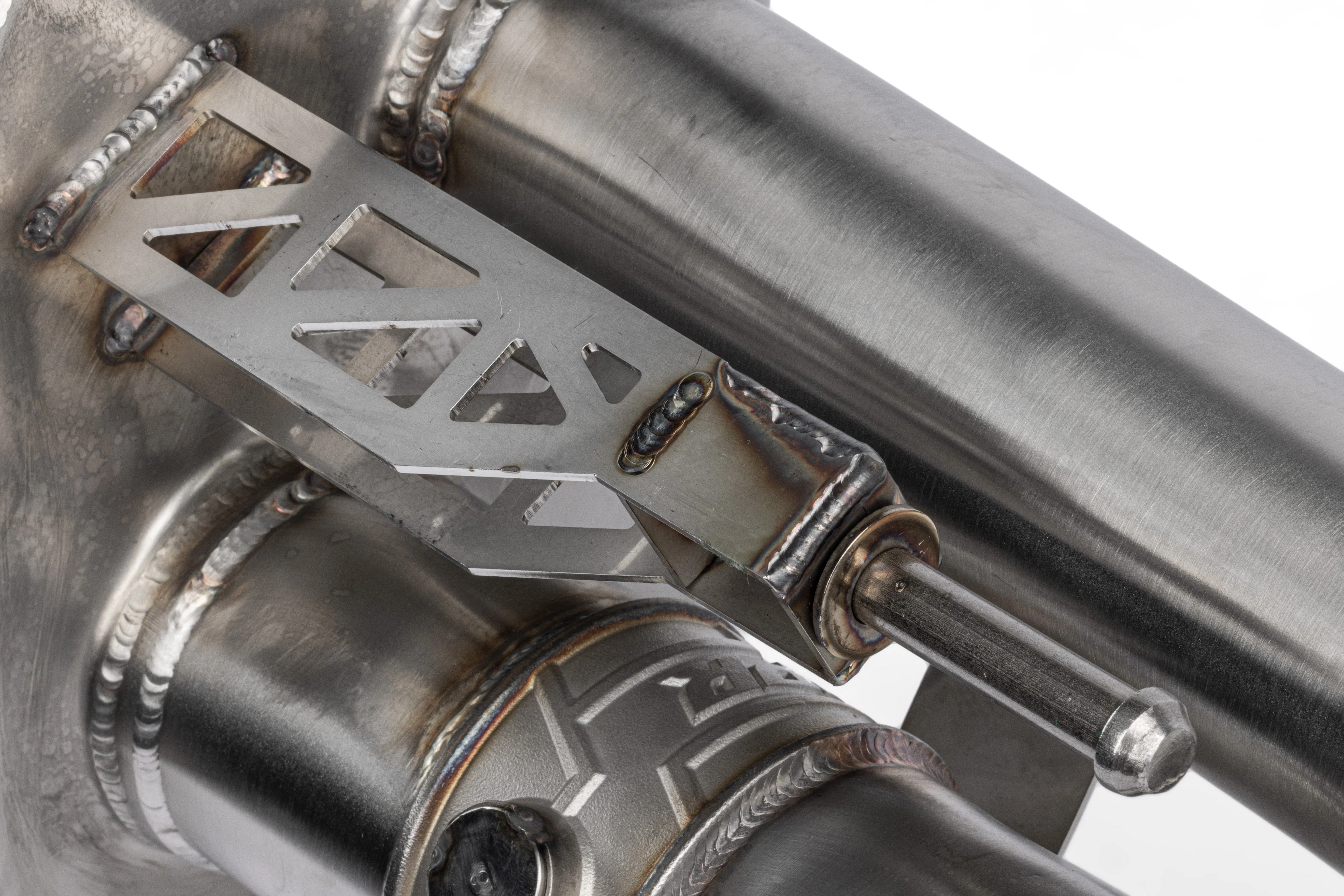 APR CATBACK EXHAUST SYSTEM - 2020+ Audi RS Q8 - Image 13