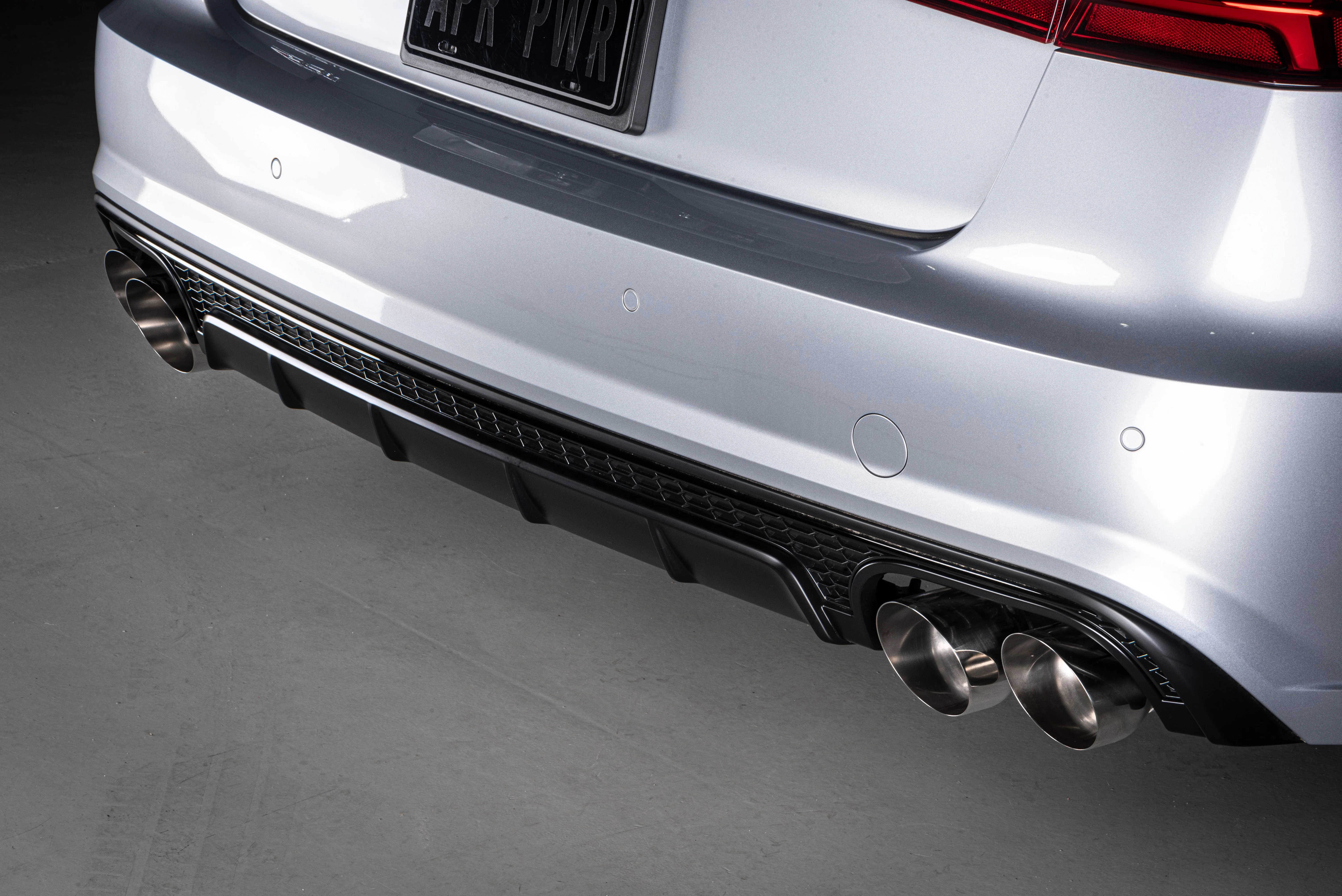 APR CATBACK EXHAUST SYSTEM - Audi C7 RS6/RS7 (2014-2018) - Image 3