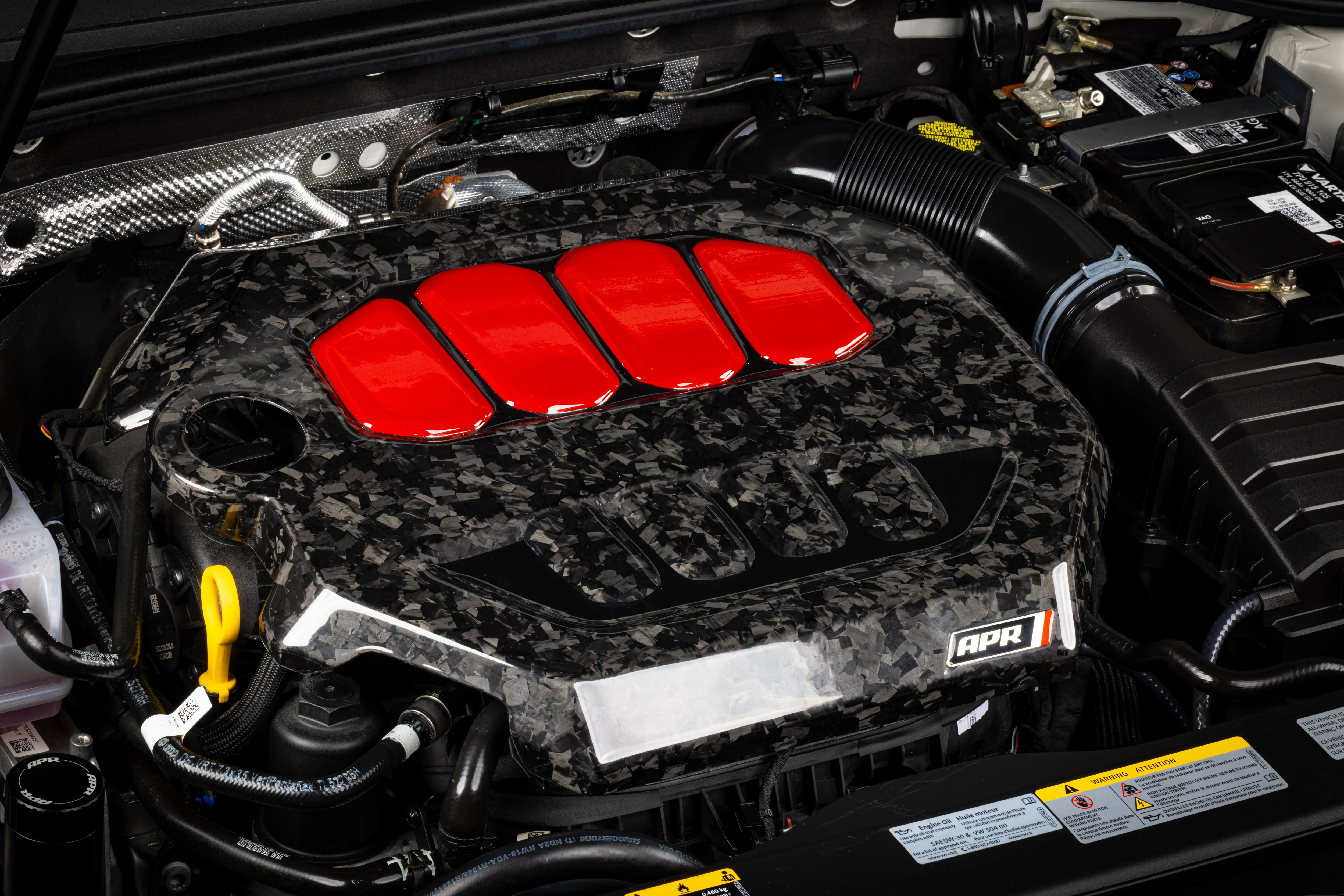 APR ENGINE COVER - 2.0T EA888.4 - FORGED CARBON FIBER - Image 4