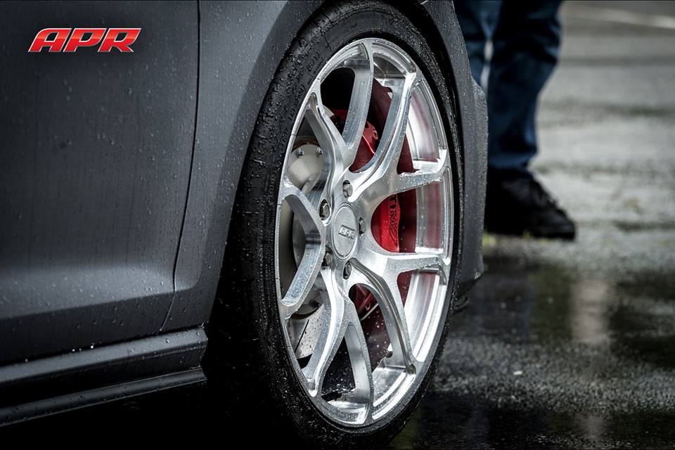 APR Flow Formed Wheel - 5x 112  19x8.5 ET45 - Silver - Image 3