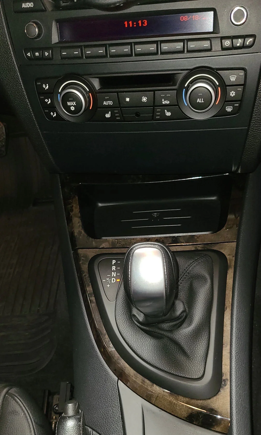 BMW E8X 1 SERIES Wireless Charger - Image 10