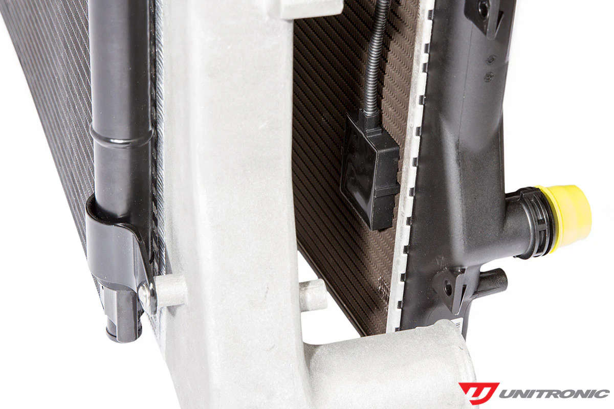 Unitronic 2.0 TSI Gen1 Intercooler Kit (MK5/MK6) - Image 3